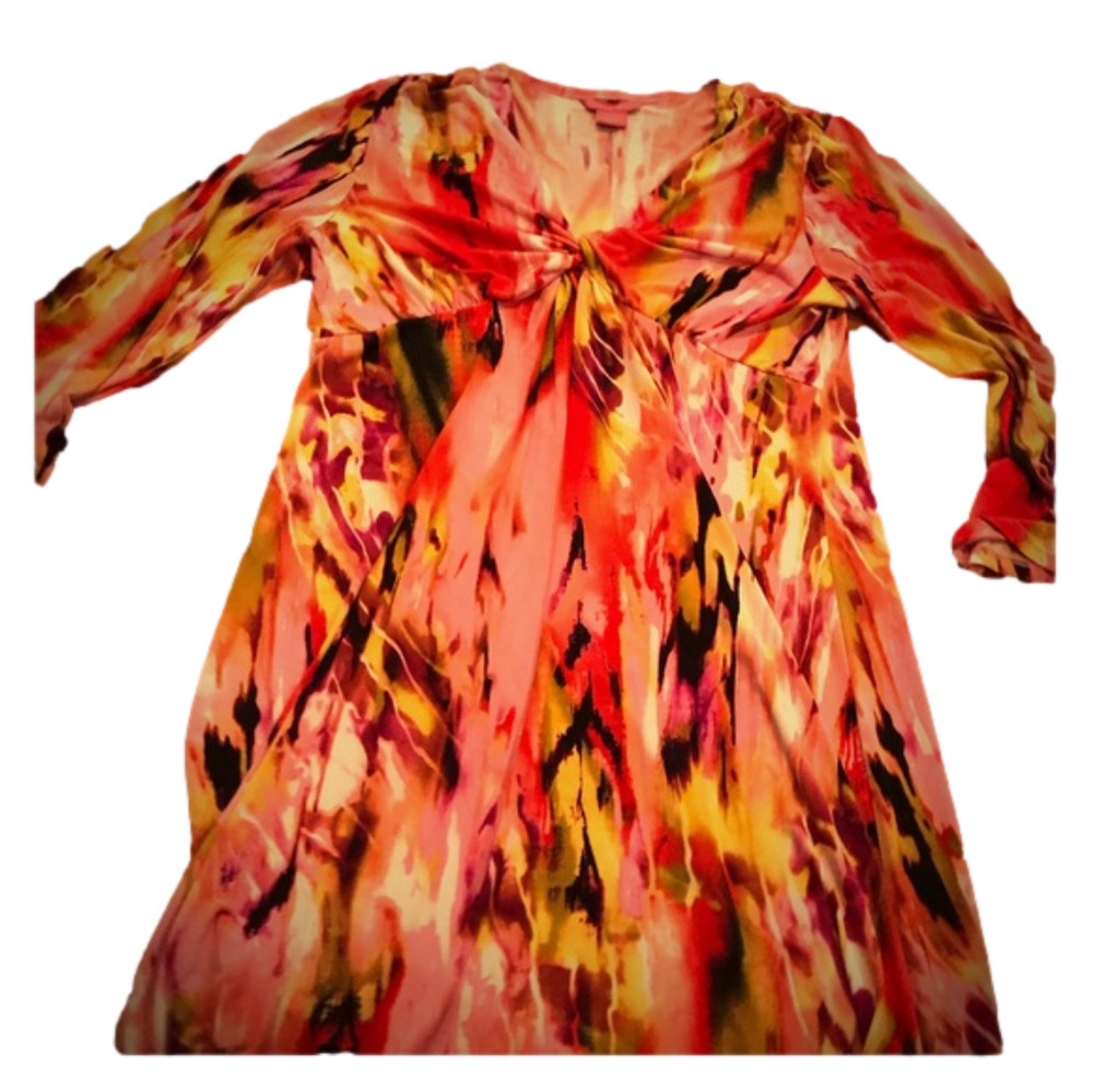6/$20 SUNNY Leigh Medium dress v neck